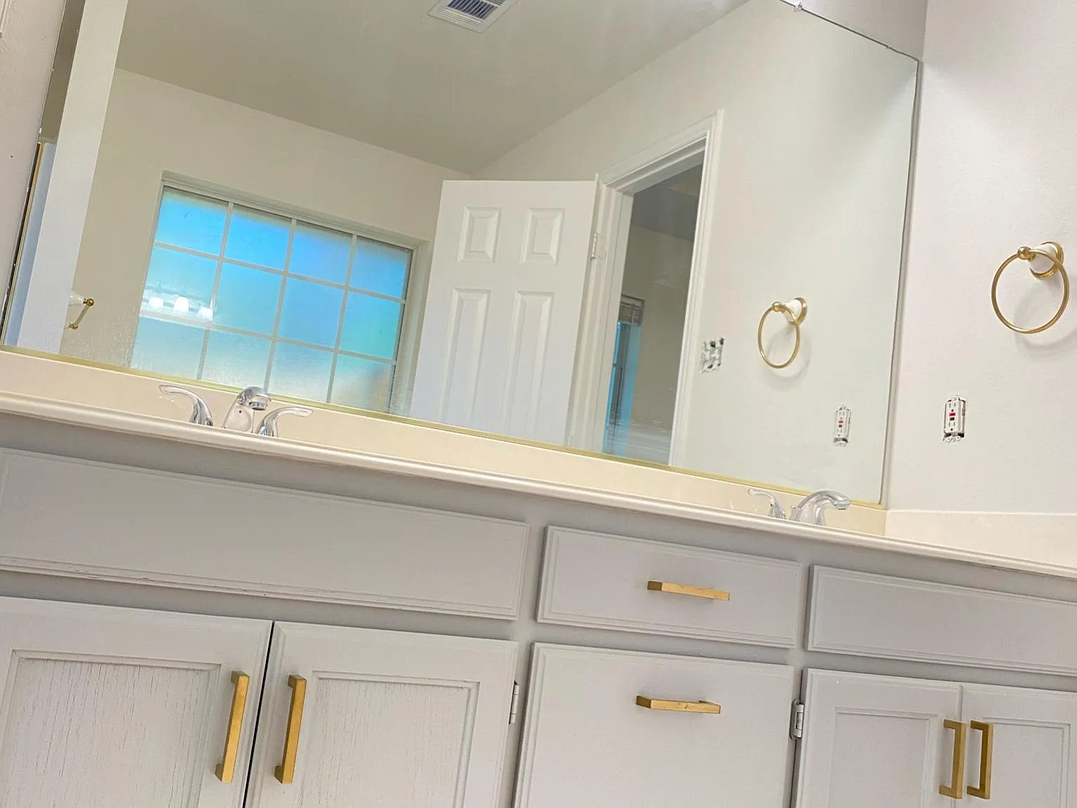 1212 Oak Valley — Photo 3