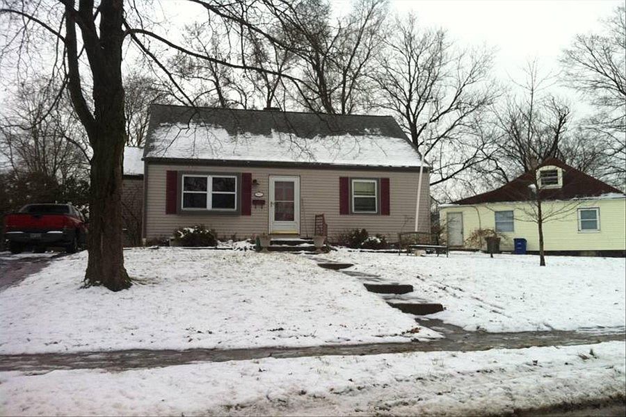 1st image of 977 Carlisle Ave
