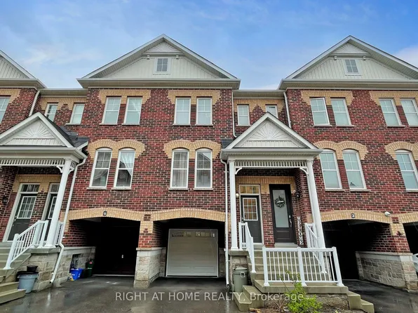 10 Porter Ave W #3, Vaughan, ON L4L 0H1