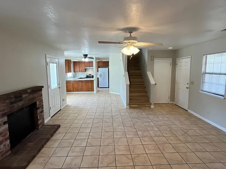 420 Ravenwood Way — Photo 10
