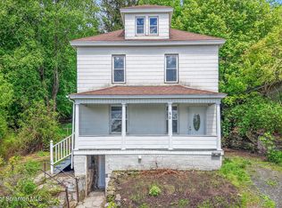 50 Harlem Ave, Carbondale, PA 18407