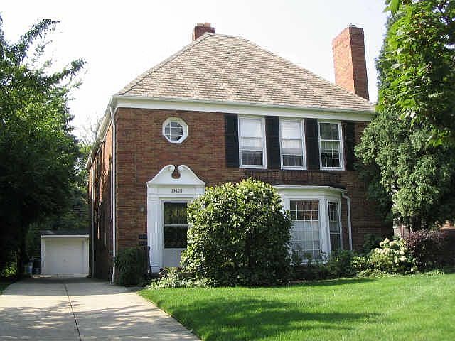 Front of 2 Family Colonial