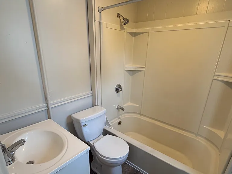 255 Fountain St, Unit 2 Fall River, MA 3 Bedrooms 1 Bathroom — Photo 30