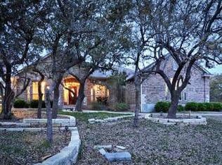 200 Stirrup Dr, Dripping Springs, TX 78620