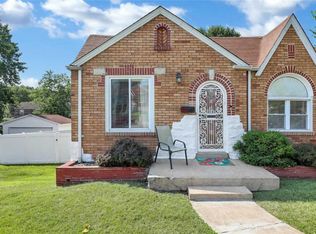 432 Ruthland Dr, Saint Louis, MO 63125