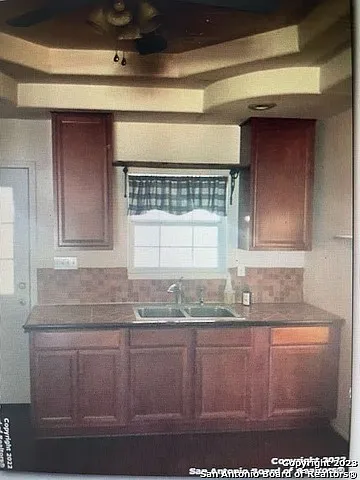 3 bed, 2.0 bath, 1724 sqft, $1,600 — Photo 2