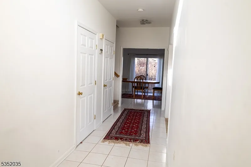 4 bed, 2.5 bath, $4,500 — Photo 3