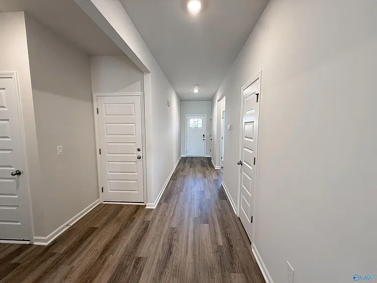 124 Betty Williams Dr — Photo 5
