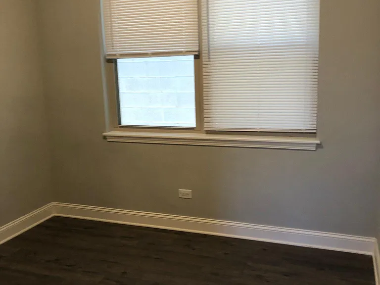 2414 W Arthington St #1 — Photo 12