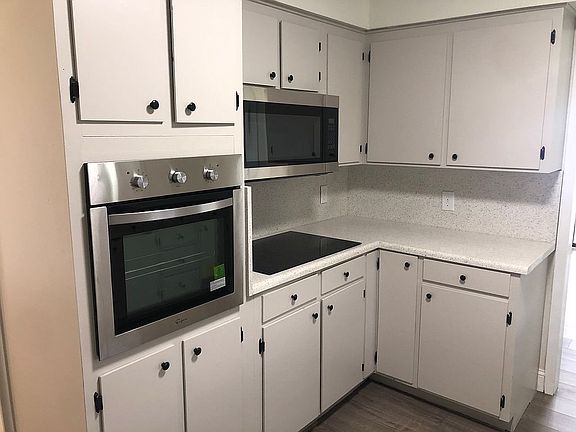 5th image of 2118 Cashmere Ave