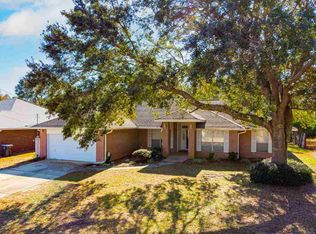 5827 Westmont Rd, Milton, FL 32583