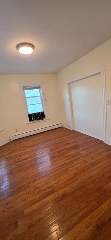 3 bed, 1.5 bath, 1154 sqft, $2,700 — Photo 4