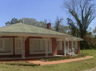503 Bentley Ave, Luverne, AL 36049
