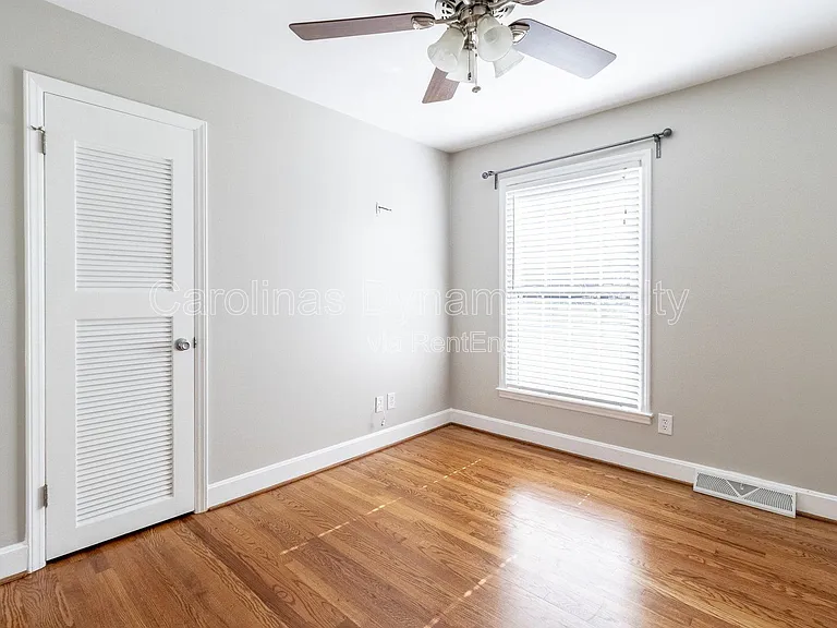6618 Castlegate Dr — Photo 37
