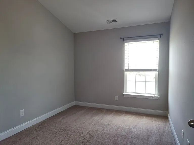 321 Halton Crossing Dr SW — Photo 16