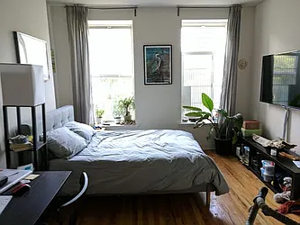 Rented by Lang Realty LLC