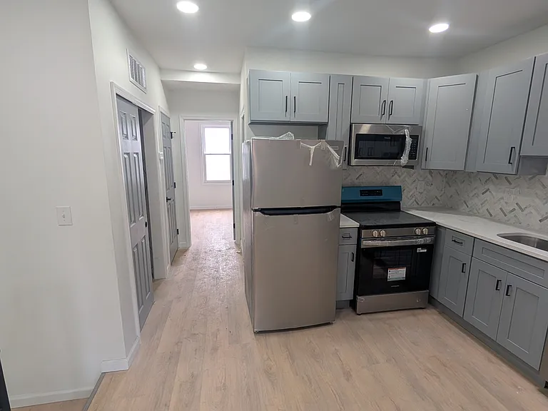 274 S Felton St #2 — Photo 4