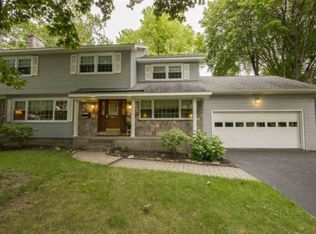 2521 Whamer Ln, Niskayuna, NY 12309