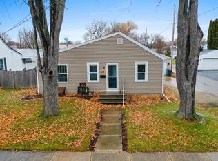 510 E 3rd St, Kimberly, WI 54136
