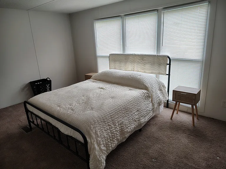 6450 Bunker Hill Rd — Photo 8