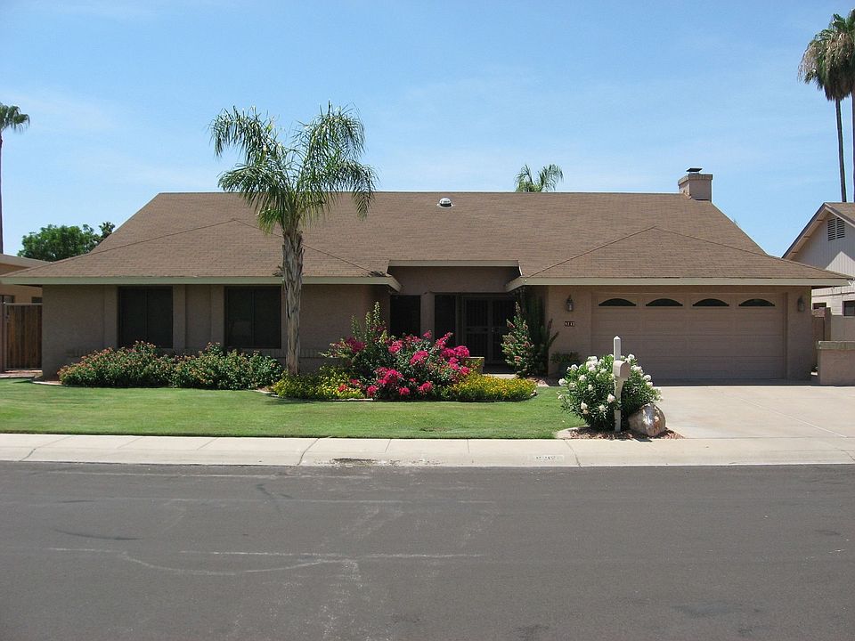 9212 S. Kachina Dr.
