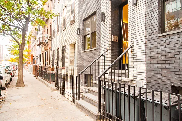 Rented by Nooklyn NYC LLC | media 58