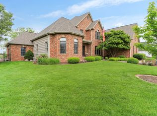 2602 Castlerock Dr, Urbana, IL 61802