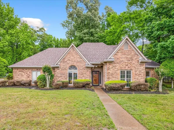 8752 Carrollwood Ln E, Cordova, TN 38016