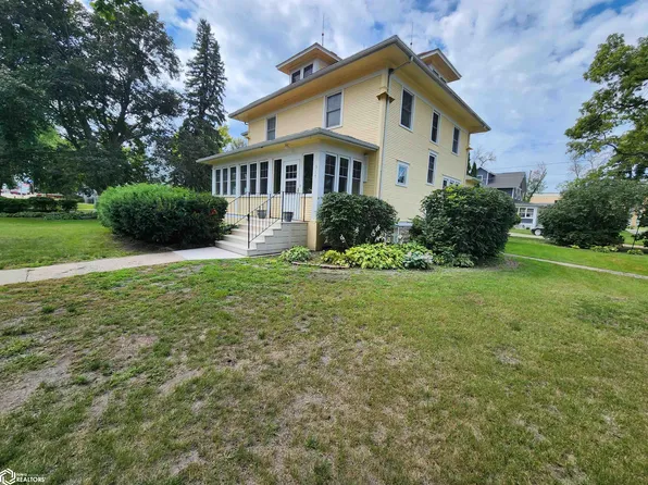 317 N Main St, Buffalo Center, IA 50424