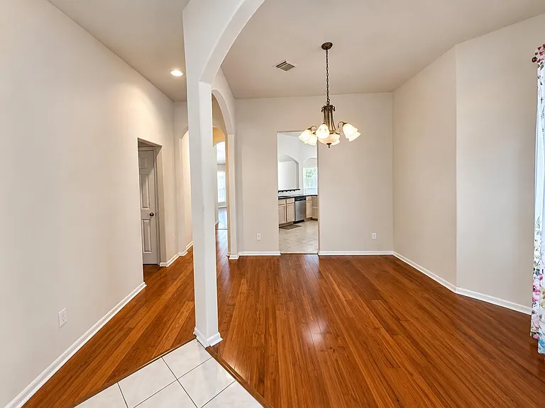 20410 Nelva Park Ct — Photo 7