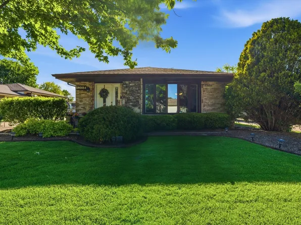 18024 65th Ave, Tinley Park, IL 60477