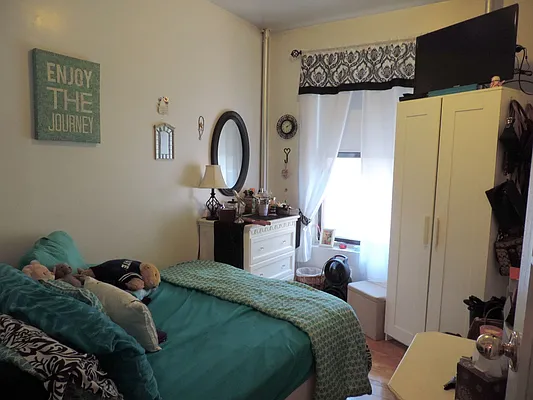 Rented by J Misrahi Realty Corp | media 19