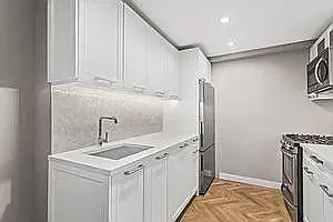160 E 88th St #15C — Photo 3