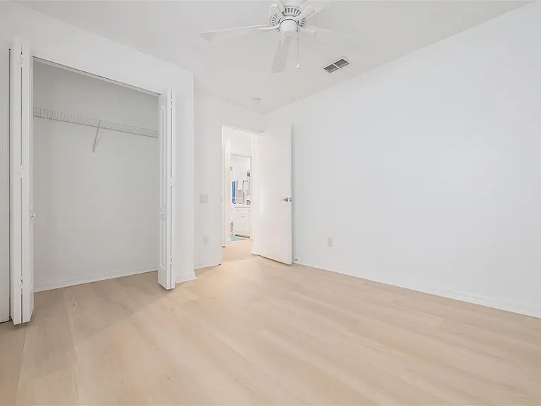 4208 Pine Isle Dr — Photo 25