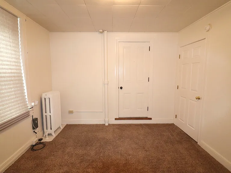 322 W Main St #3 — Photo 10