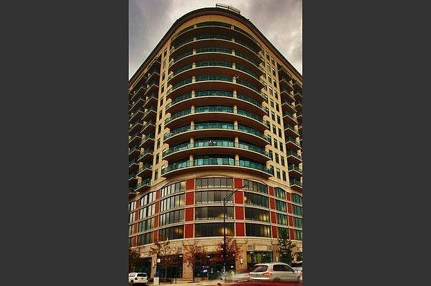 1st image of 340 W Superior St #12