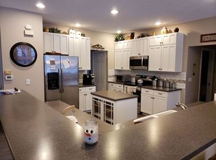 7195 Robinswood St, Rockford, IL