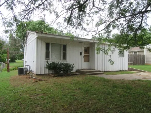 226 W H Ave, Kingman, KS 67068