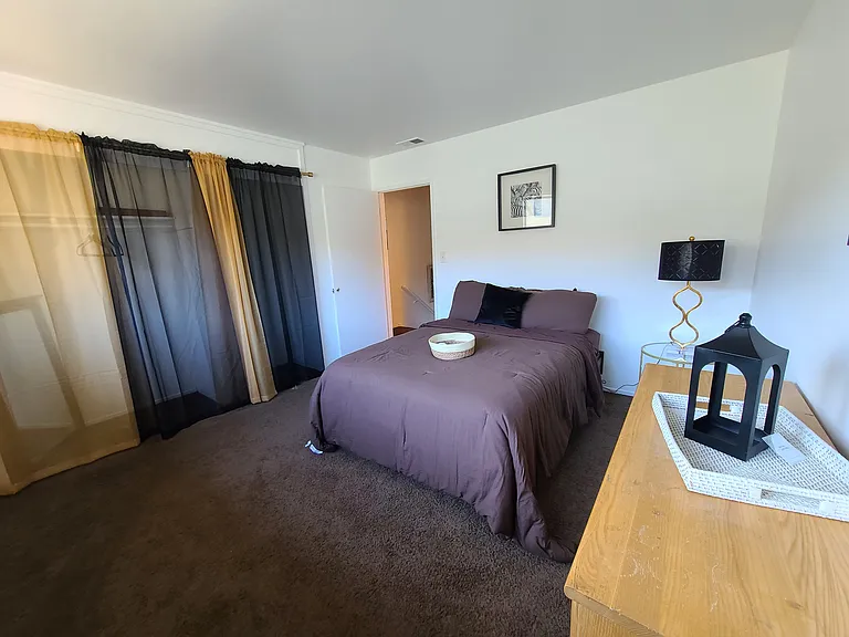 8090 Greenridge Dr — Photo 8