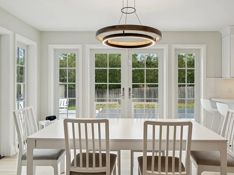 39 Linden Ln — Photo 8
