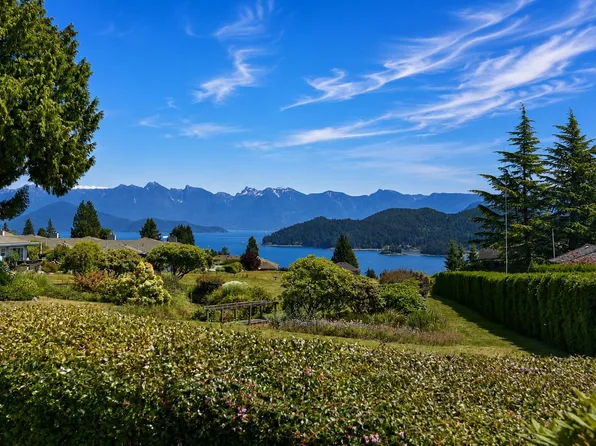 544 Eaglecrest Dr #21, Gibsons, BC V0N 1V8