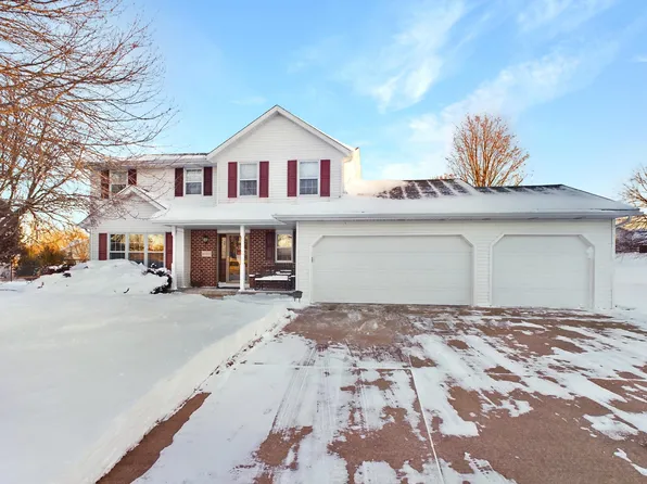 N1350 Tuckaway Ct, Greenville, WI 54942