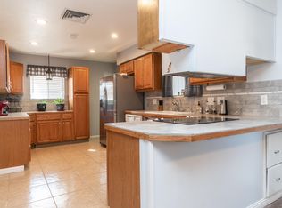 936 S Ocotillo Dr, Apache Junction, AZ 85120