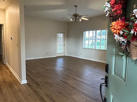 3rd image of 1409 Kingston Way