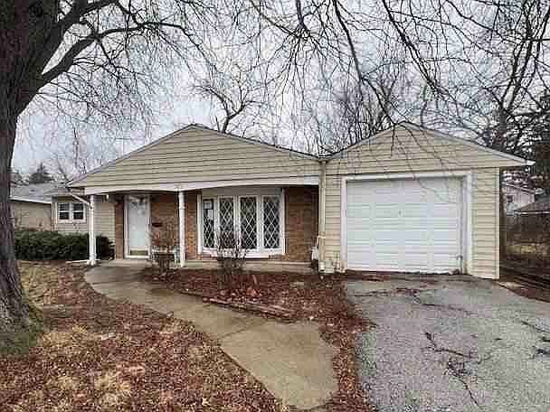 1st image of 365 Indianwood Blvd