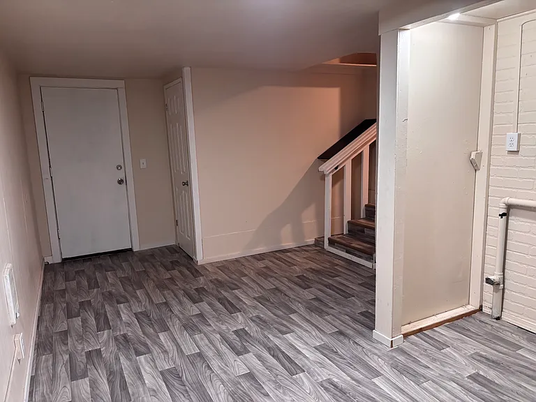 783 Floral Ct — Photo 12
