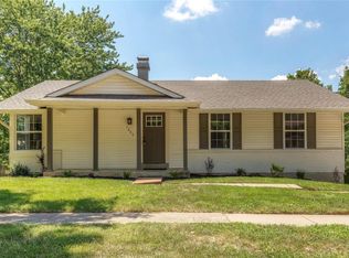 1645 Prestonpark Ln, Saint Louis, MO 63146