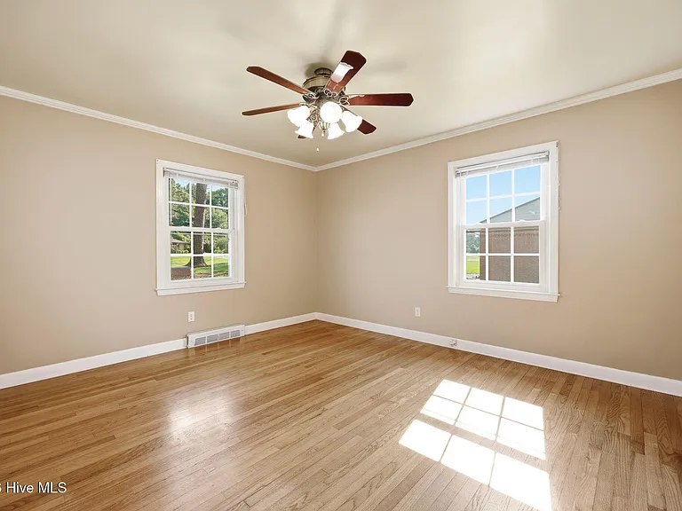 1760 John Small Ave — Photo 40