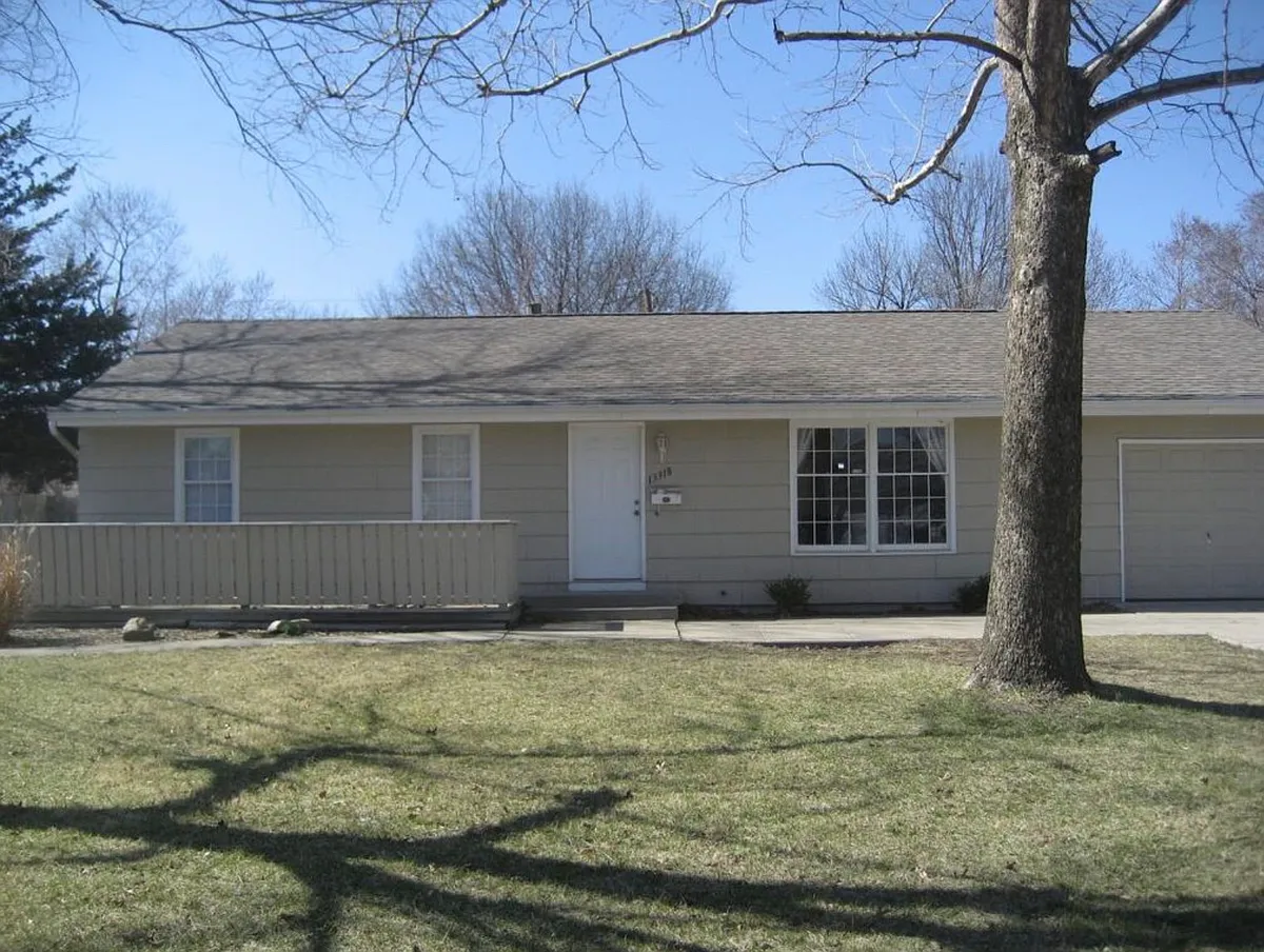 Building Photo - 13318 Donnelly Ave