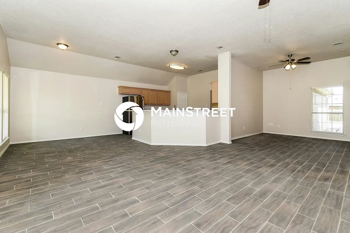 Living Room - 221 Dartmouth Dr